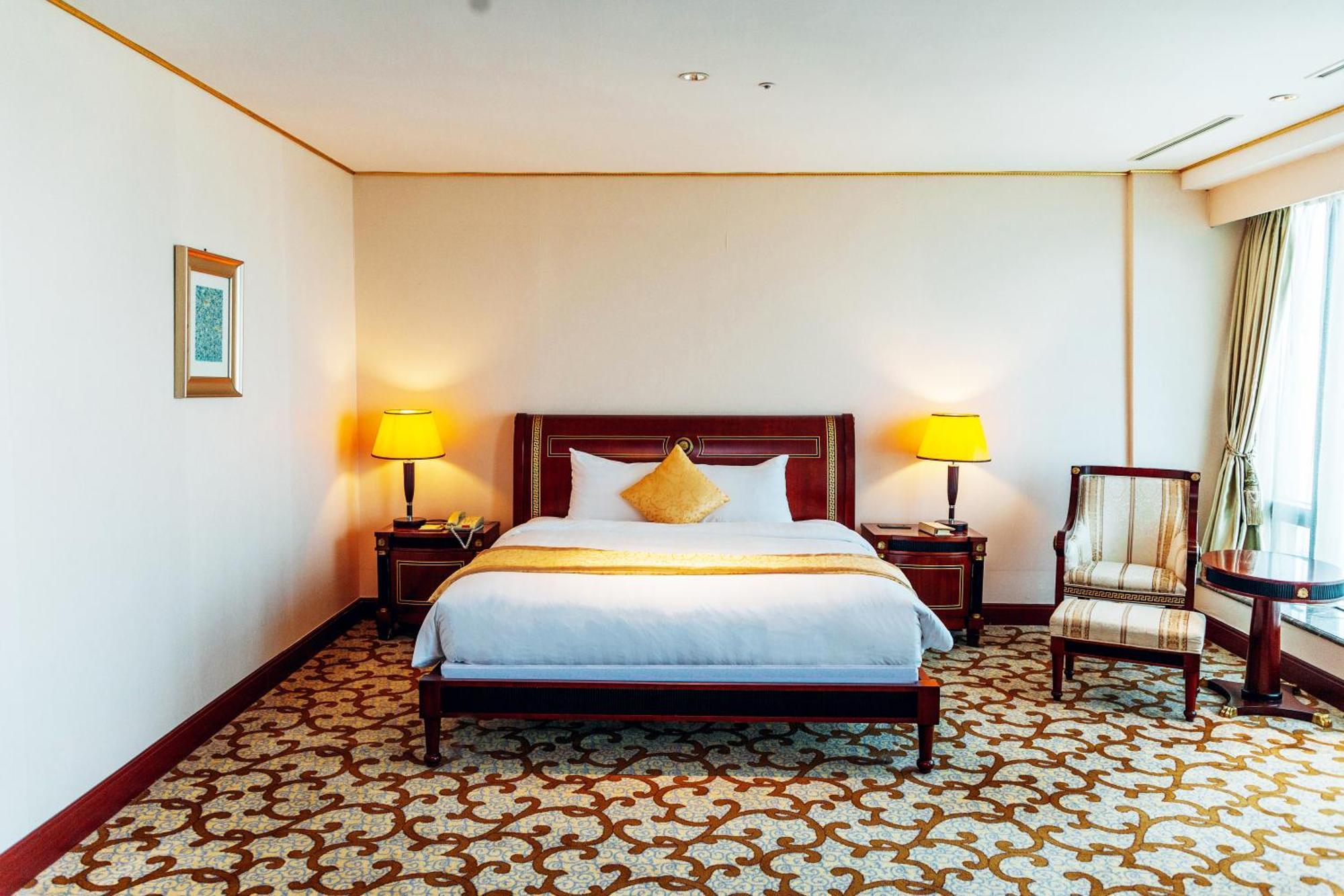 Grand Plaza Hotel Hanoi Exterior photo