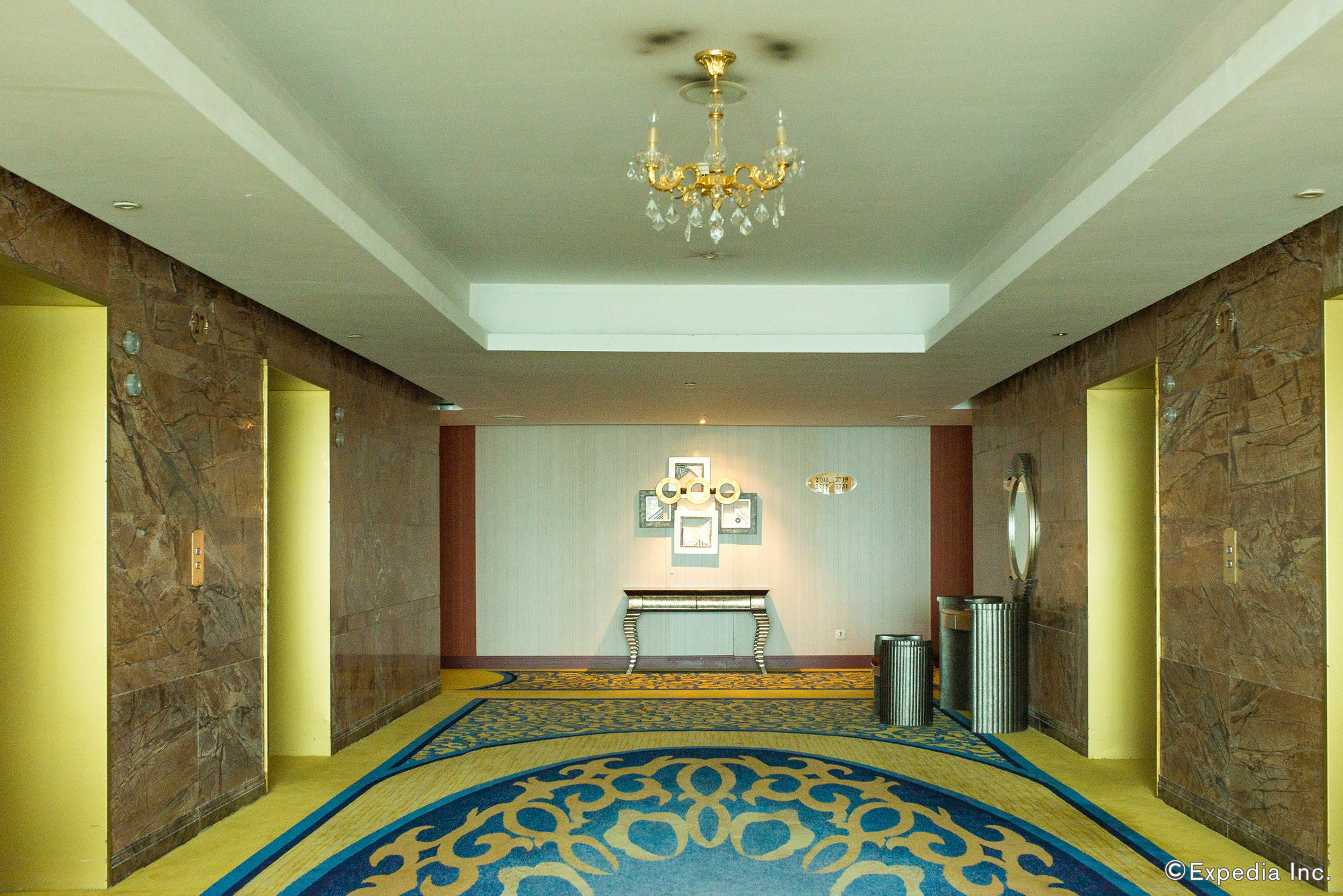 Grand Plaza Hotel Hanoi Exterior photo